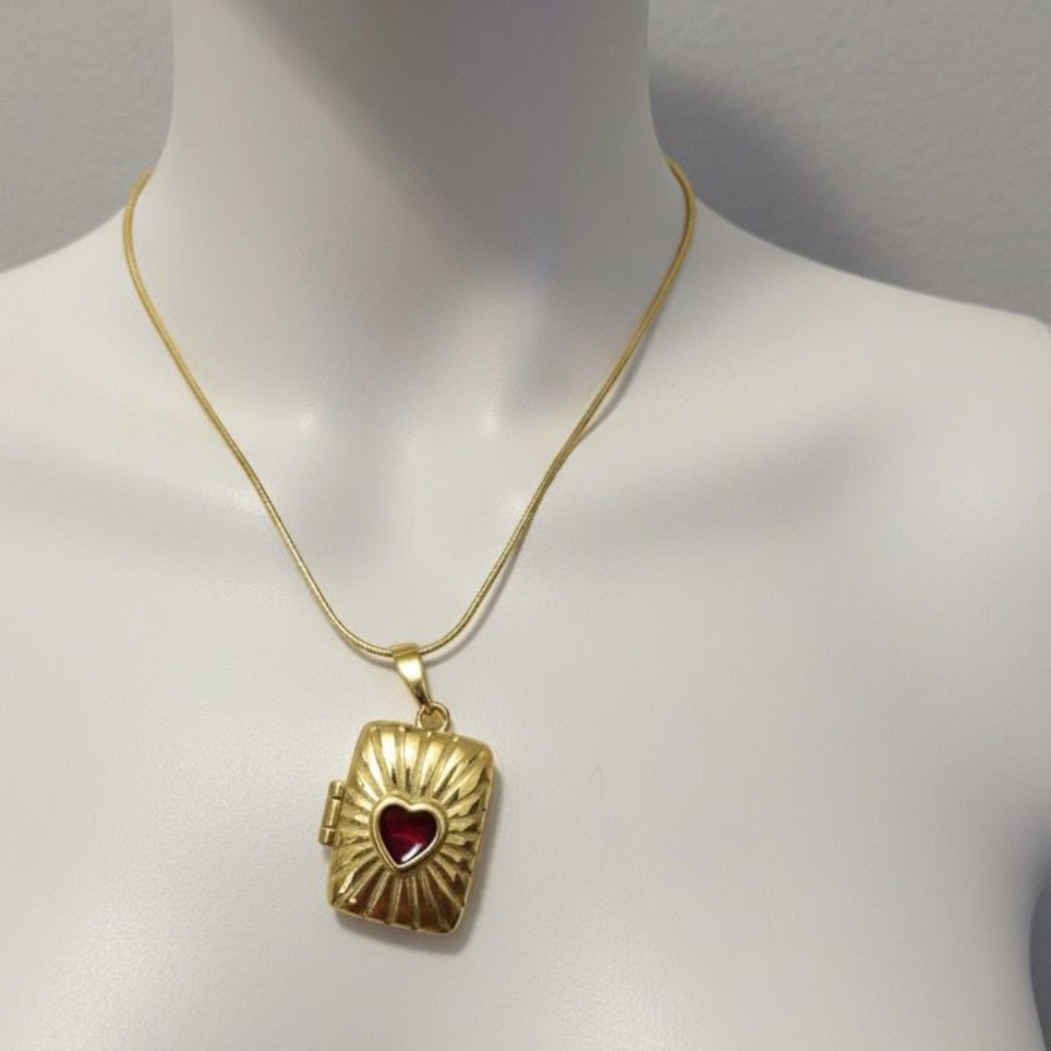 Bordo Taş Detaylı Zarif Açılabilir Kolye - Görsel 2