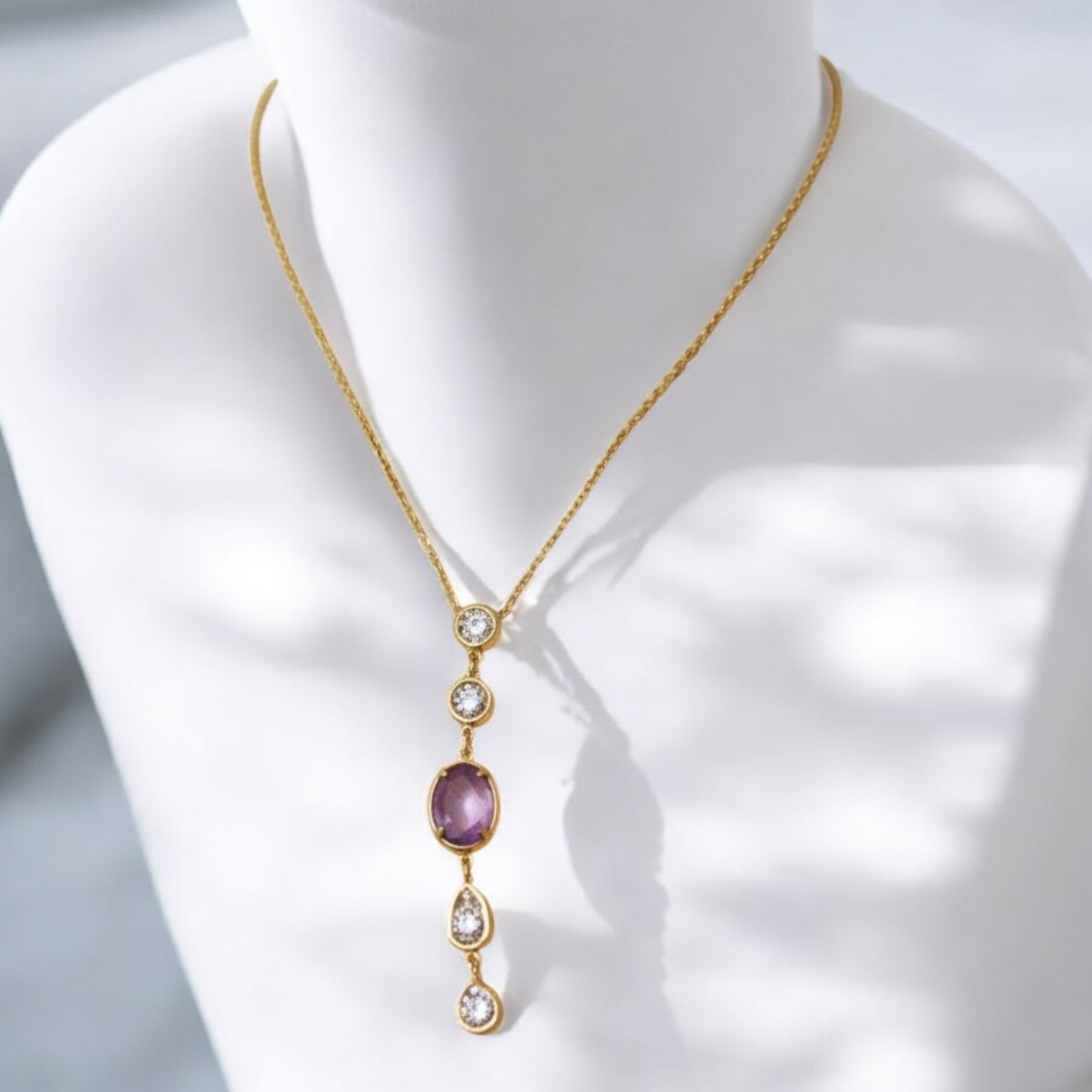 Zirkon Taşlı Kolye